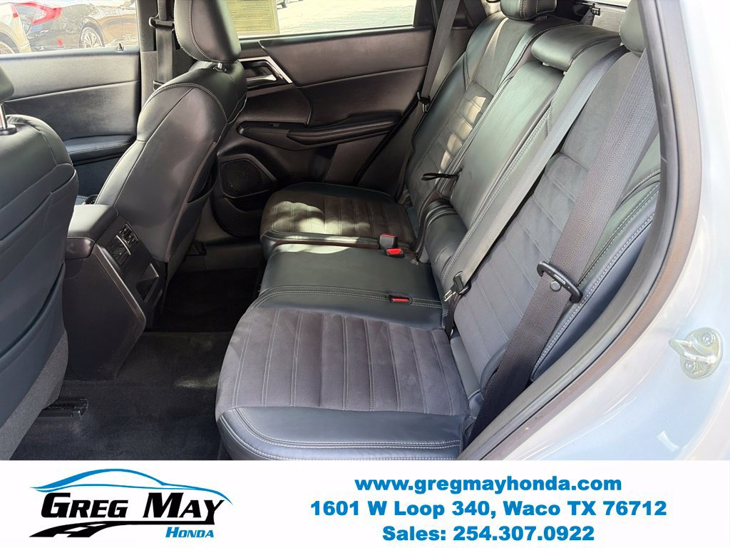Used 2023 Mitsubishi Outlander SE FWD image 19