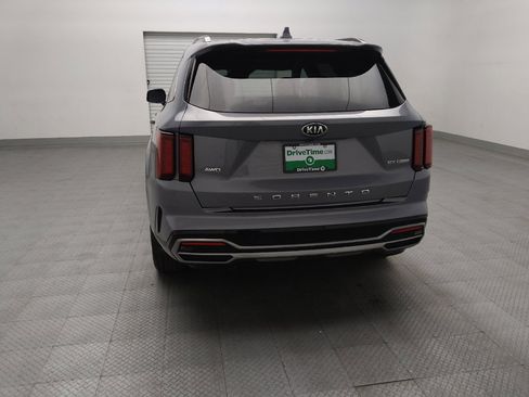 Used 2021 Kia Sorento EX w/ Panoramic Sunroof Package AWD/4WD image 6