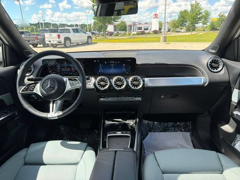 Certified 2026 Mercedes-Benz GLB 250 4MATIC image 23