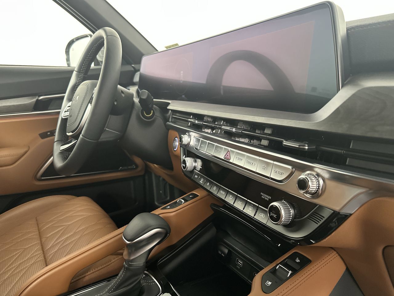 Certified 2025 Kia Telluride SX X-Line AWD/4WD image 15