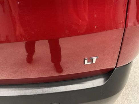 Certified 2021 Chevrolet Traverse LT w/ LT Premium Package image 7