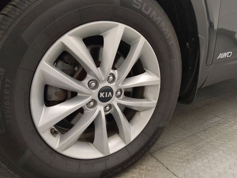 Used 2019 Kia Sorento AWD image 31