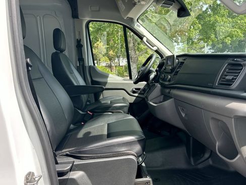 Used 2024 Ford Transit 250 148 High Roof RWD image 25