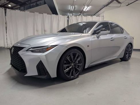 Used 2024 Lexus IS 350 F Sport RWD image 5