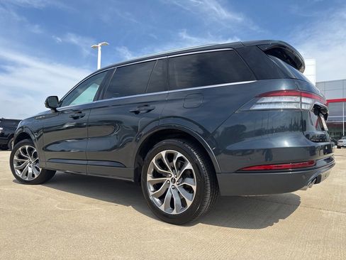 Used 2022 Lincoln Aviator Grand Touring w/ Equipment Group 301A image 4