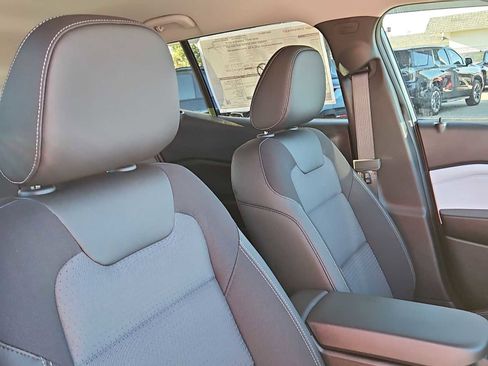 Used 2026 Chevrolet Trax LT w/ Driver Confidence Package FWD image 17