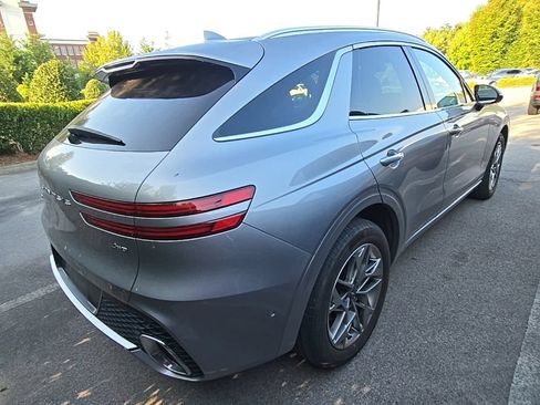 Used 2022 Genesis GV70 2.5T w/ Advanced Package AWD/4WD image 6