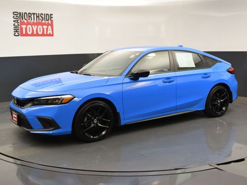 Used 2023 Honda Civic Sport image 8