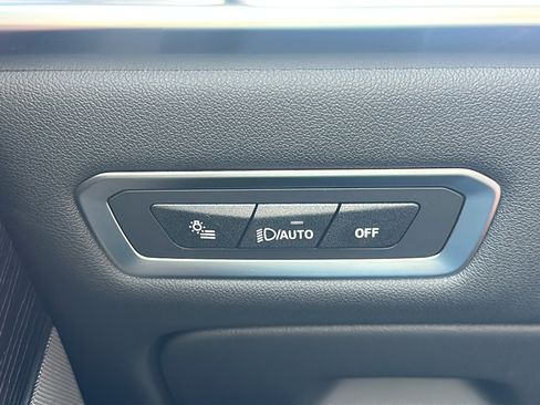 New 2026 BMW X7 M60i image 28