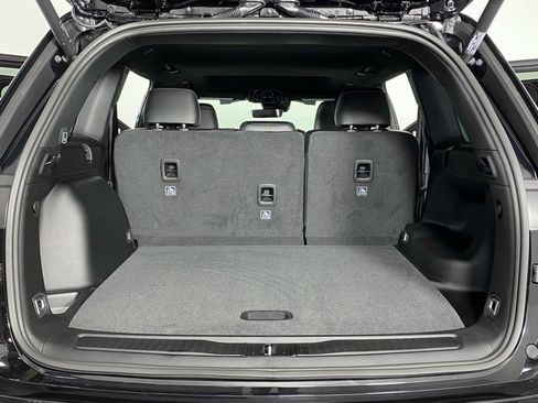 New 2026 Jeep Grand Cherokee Altitude AWD/4WD image 20