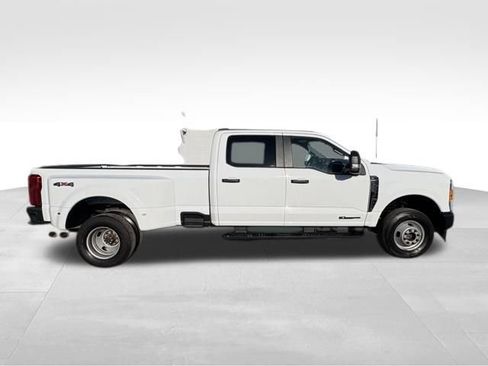 Used 2023 Ford F350 XL image 9