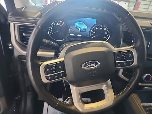 Used 2023 Ford Expedition Max XLT image 14