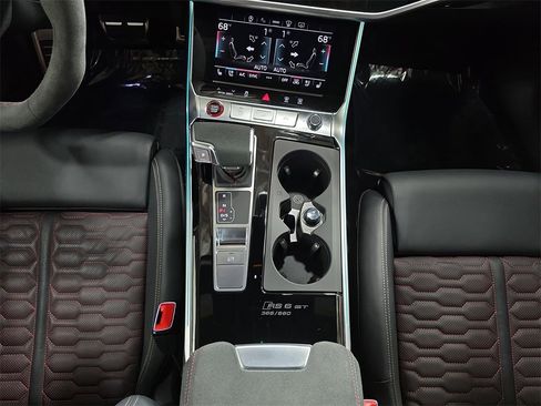 Used 2025 Audi RS 6 performance image 20