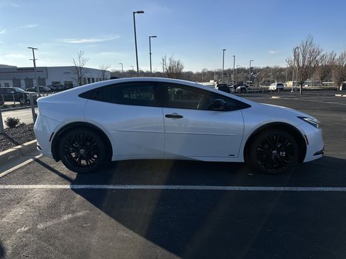 New 2026 Toyota Prius Nightshade image 10