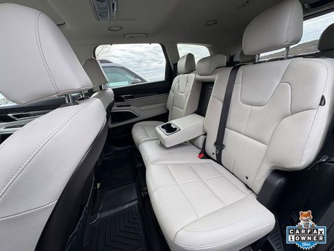 Used 2023 Kia Telluride EX image 24