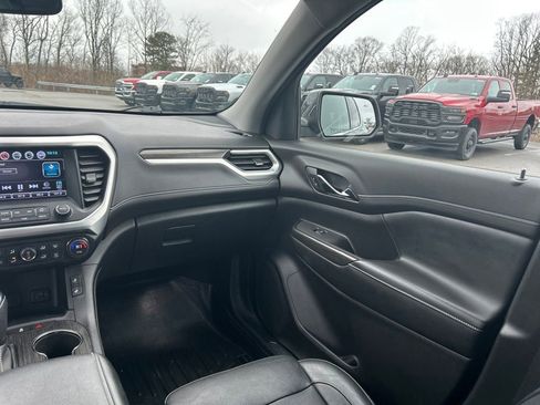 Used 2019 GMC Acadia SLT image 12