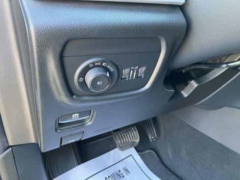 New 2025 Jeep Grand Cherokee L Limited image 14