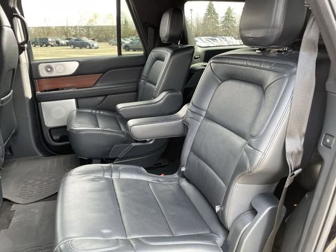 Used 2024 Lincoln Navigator L Reserve image 20