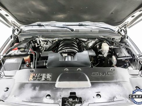 Used 2018 GMC Yukon XL Denali image 41