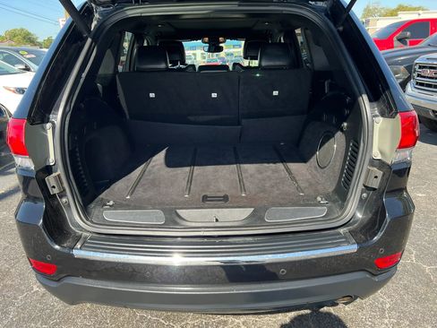 Used 2017 Jeep Grand Cherokee Limited w/ Luxury Group II RWD image 15