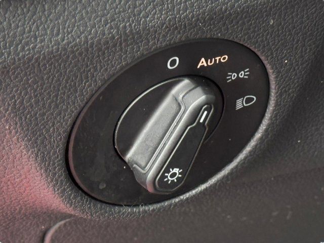 Used 2020 Volkswagen Jetta SEL FWD image 14