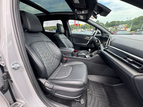 Used 2023 Kia Sportage X-Line w/ X-Line Premium Package AWD/4WD image 28