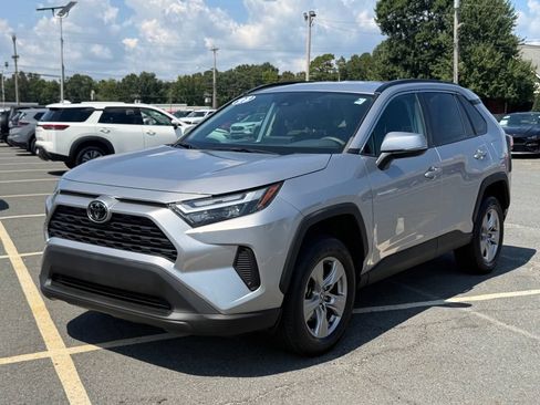 Used 2023 Toyota RAV4 XLE FWD image 8