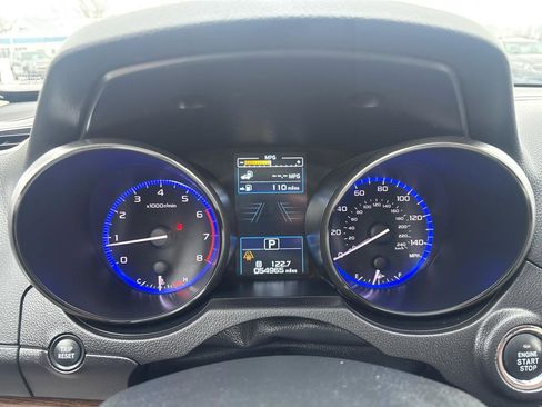 Used 2017 Subaru Outback 2.5i Touring AWD/4WD image 20
