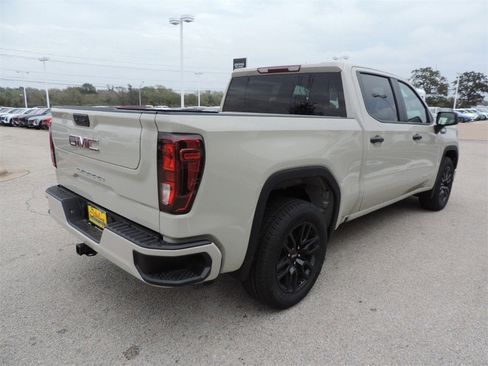 New 2026 GMC Sierra 1500 Pro image 5