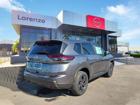 New 2026 Nissan Rogue SV image 4