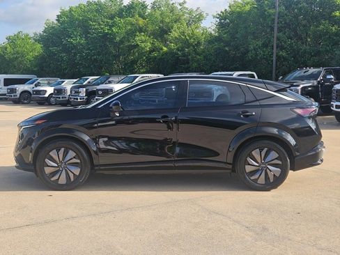 Used 2023 Nissan Ariya FWD image 9