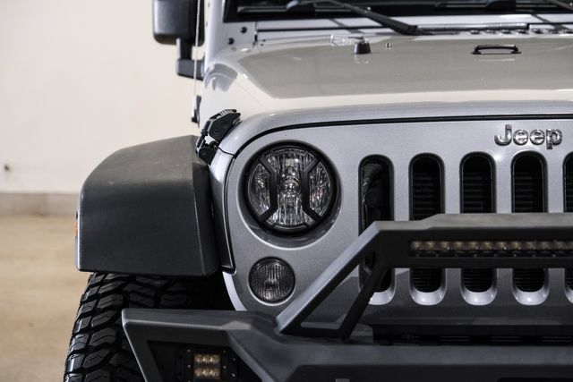 Used 2015 Jeep Wrangler Unlimited Sport AWD/4WD image 4