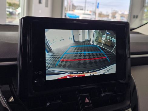 Used 2025 Toyota Corolla LE w/ LE Premium Package image 30