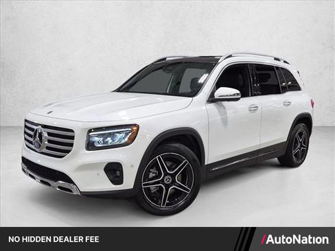 Used 2026 Mercedes-Benz GLB 250 image 1