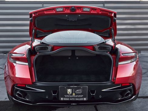 Used 2024 Aston Martin DB12 Coupe image 16