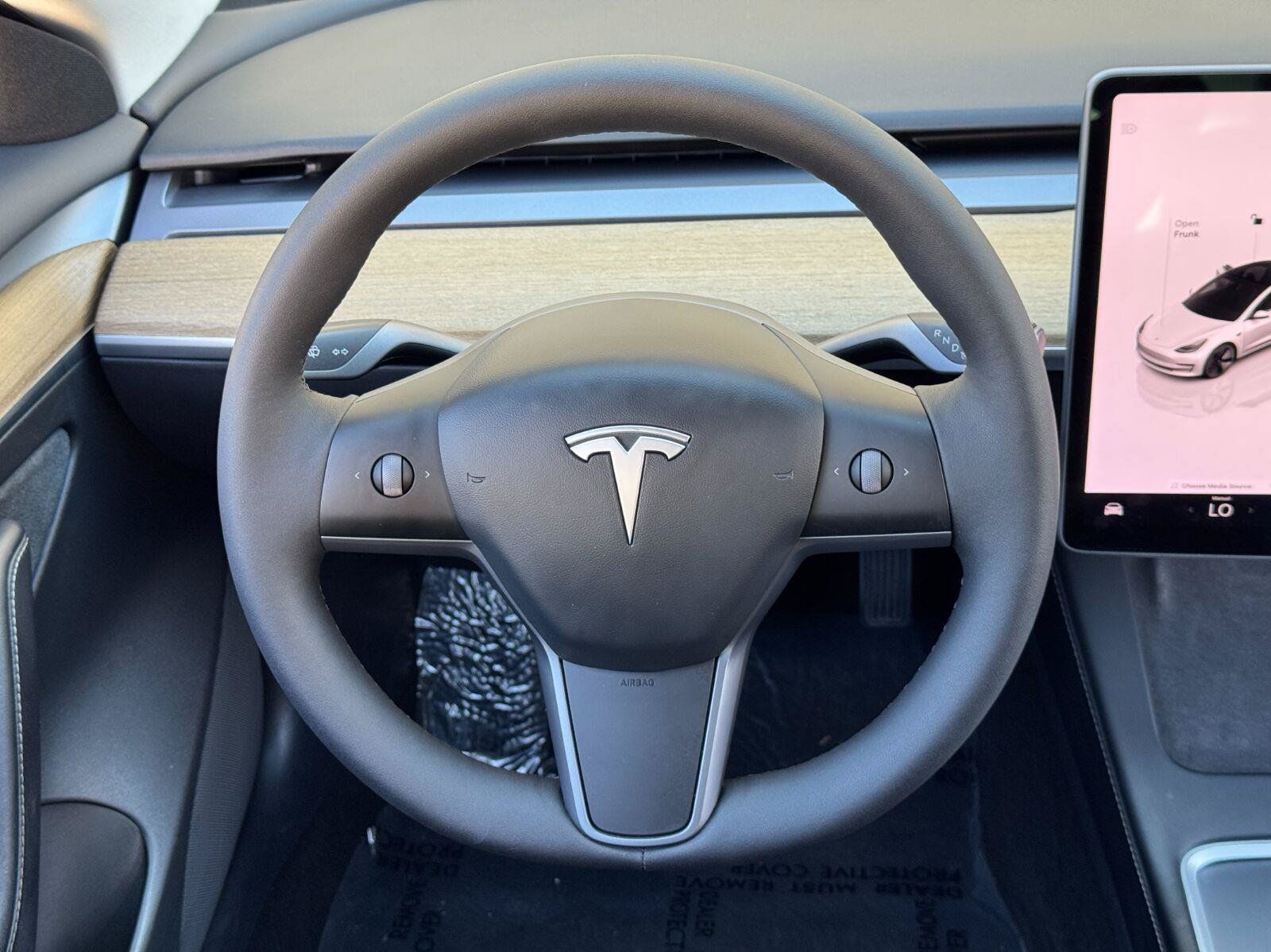 Used 2022 Tesla Model 3 Standard Range RWD image 16