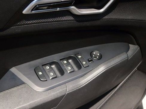 Used 2024 Kia Sportage LX image 11