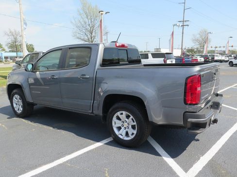 Used 2022 Chevrolet Colorado LT w/ LT Convenience Package image 5