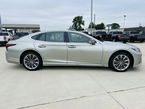 Used 2022 Lexus LS 500 AWD w/ Accessory Package (Z1) image 43