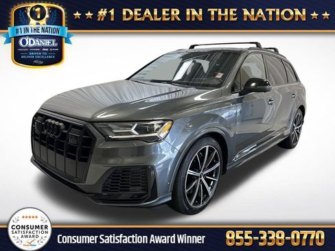 Used 2022 Audi SQ7 Prestige AWD/4WD image 1