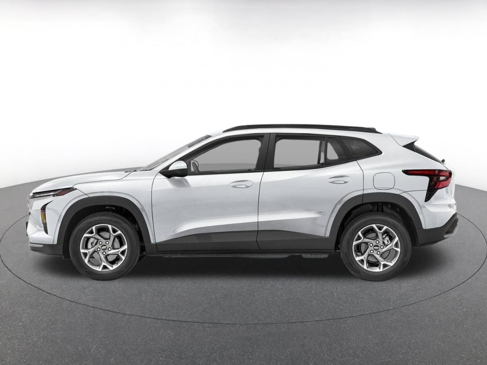 Used 2025 Chevrolet Trax LT w/ LT Convenience Package FWD image 3