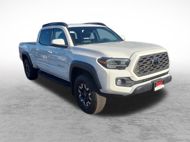 Used 2023 Toyota Tacoma TRD Off-Road AWD/4WD image 3