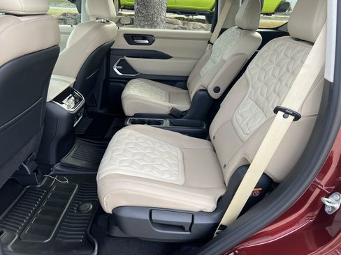 New 2026 Nissan Armada Platinum Reserve image 16