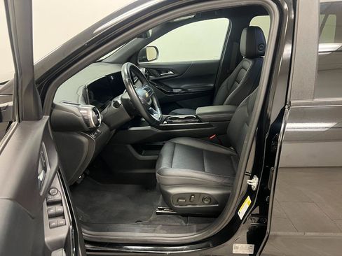 Used 2025 Chevrolet Equinox LT w/ Convenience Package II FWD image 21