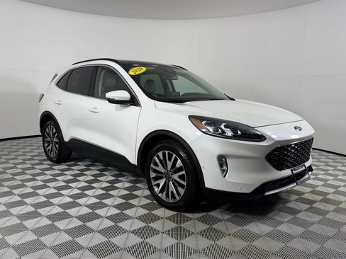 Used 2020 Ford Escape Titanium AWD/4WD image 4
