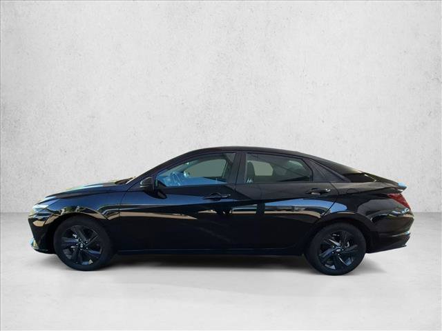 Used 2022 Hyundai Elantra SEL FWD image 9