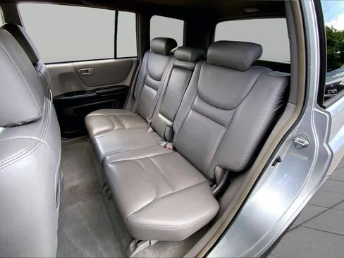 Used 2003 Toyota Highlander 2WD V6 image 17