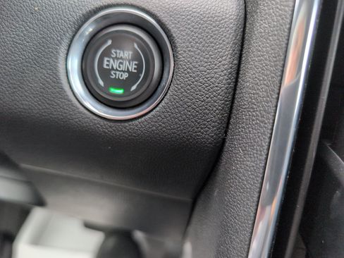 Used 2025 GMC Acadia Elevation FWD image 34