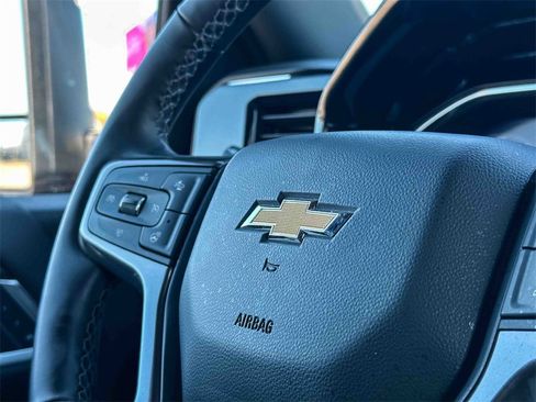 Certified 2025 Chevrolet Silverado 2500 High Country w/ Technology Package image 32