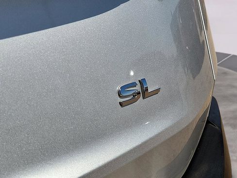 Used 2023 Nissan Rogue SL w/ SL Premium Package image 11